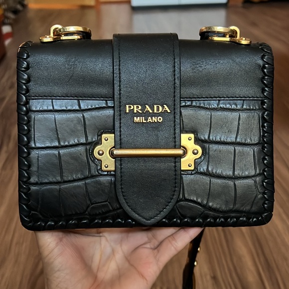 💯 % authentic Prada Black Smooth Calfskin and matte crocodile Cahier bag - Picture 4 of 16